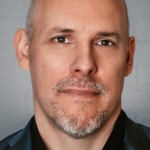 Photo of artist Alan Eyres