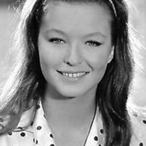 Photo of artist Marina Vlady