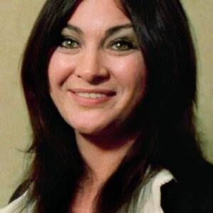 Photo of artist Gabriella Giorgelli