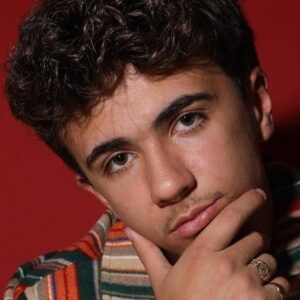 Photo of artist Trae Romano