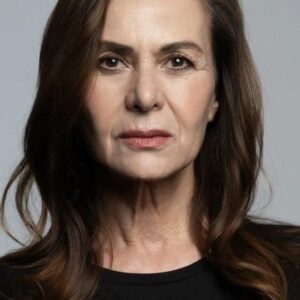 Photo of artist Hatice Aslan