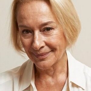 Photo of artist Çiğdem Selişik Onat