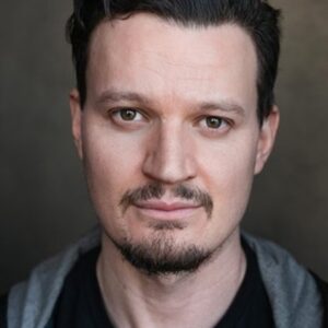 Photo of artist Sam Thackwell