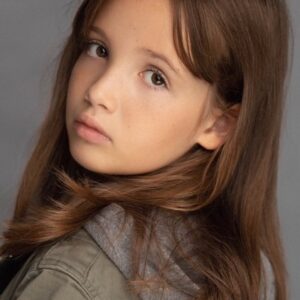 Photo of artist Emmy Fouassier