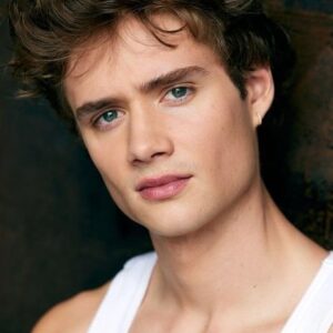 Photo of artist Shea Pritchard