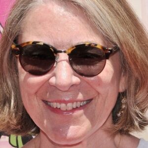 Photo of artist Peggy Regan