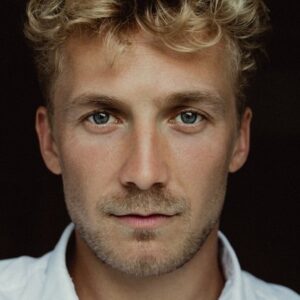 Photo of artist Andreas Jessen