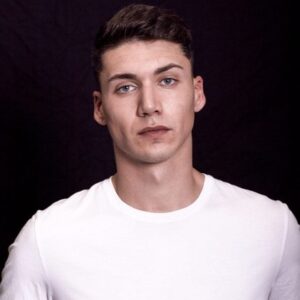 Photo of artist Marcel Serrano