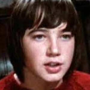 Photo of artist Len Jones