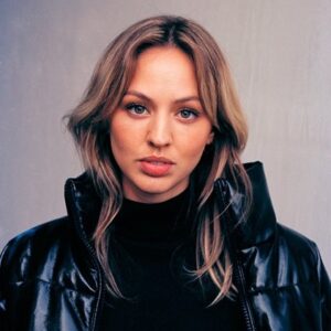 Photo of artist Malou Marnfeldt