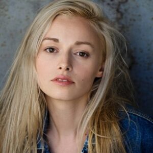 Photo of artist Anne-Marie Waldeck