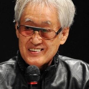 Photo of artist Shoji Yamashiro