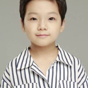 Photo of artist Kim Min Chan