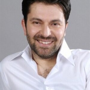 Photo of artist Fatih Gülnar