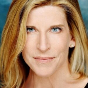 Photo of artist Christine Dunford