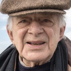 Photo of artist Ricardo Aronovich