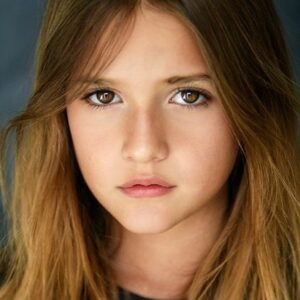 Photo of artist Lily Jane