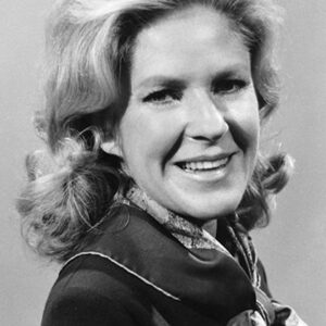 Photo of artist Alice Hirson