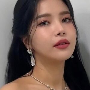 Photo of artist Solar