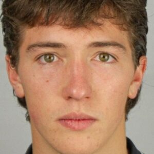 Photo of artist Julen Katzy