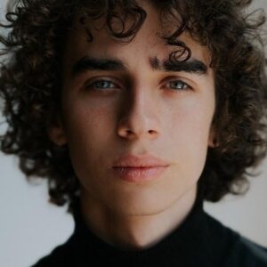 Photo of artist Afonso Laginha