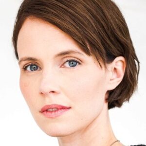 Photo of artist Lára Jóhanna Jónsdóttir