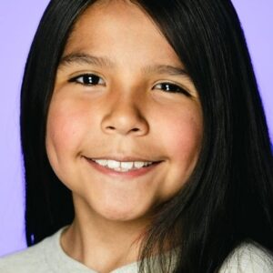 Photo of artist Kaius Eteeyan