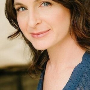 Photo of artist Laurel Moglen