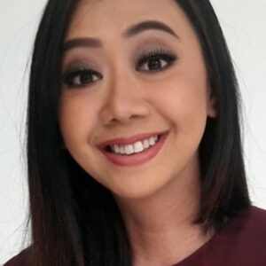 Photo of artist Asri Welas