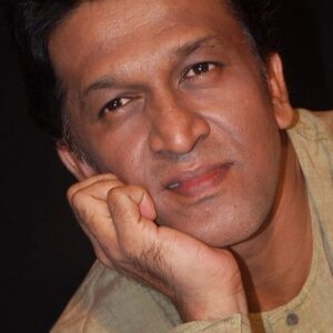 Photo of artist Gazi Rakayet