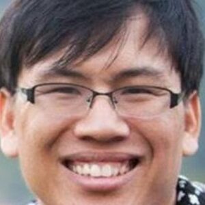 Photo of artist Jinanavin Veerapatra