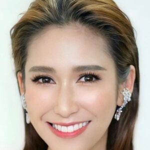 تصویر هنرمند Piyathida Mittiraroch