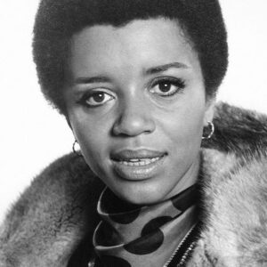 تصویر هنرمند Janet MacLachlan