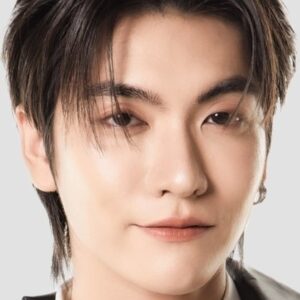 تصویر هنرمند Chaikamon Sermsongwittaya