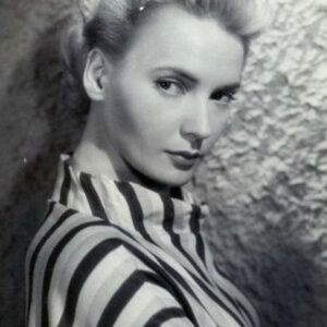 تصویر هنرمند Elaine Aiken