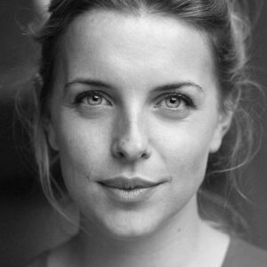 تصویر هنرمند Claire Cartwright