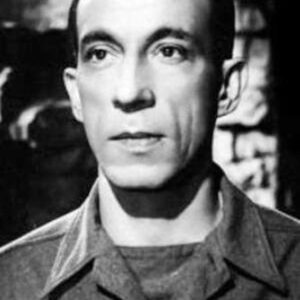 تصویر هنرمند Raymond Bussières