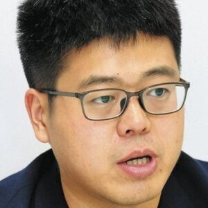 تصویر هنرمند Zhang Shengyan