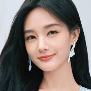 تصویر هنرمند Li Yitong