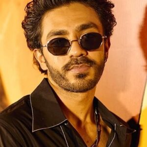 تصویر هنرمند Aaishvary Thackeray