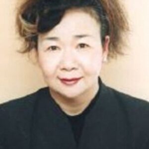 تصویر هنرمند Atsuko Mine