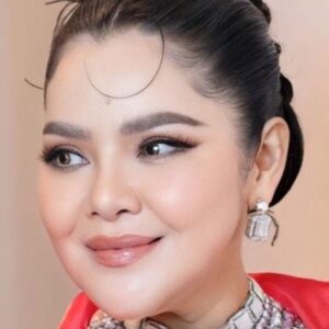 تصویر هنرمند Apaporn Nakornsawan